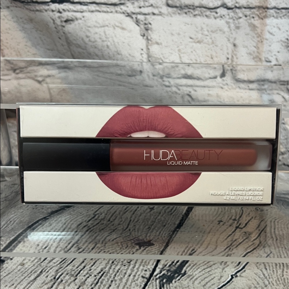 HUDA BEAUTY Liquid Matte Lipstick - Perfectionist